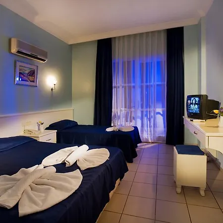 Larissa Blue Resort 3*